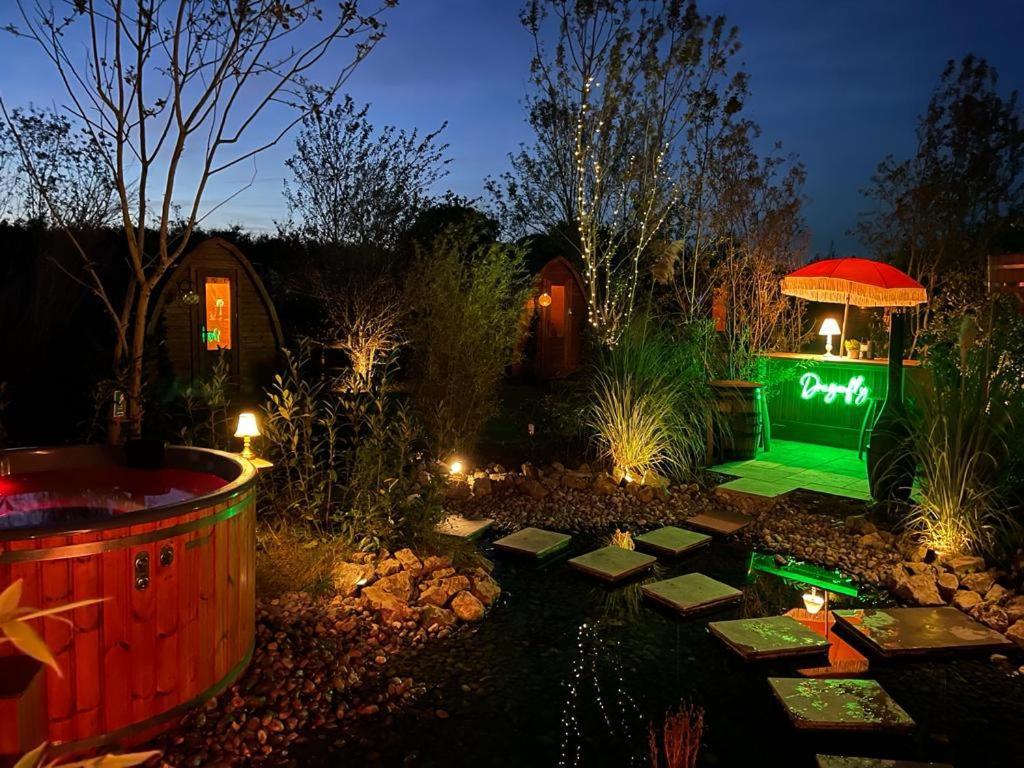 Dragonfly Glamping Spa Retreat Ashford  Exteriör bild