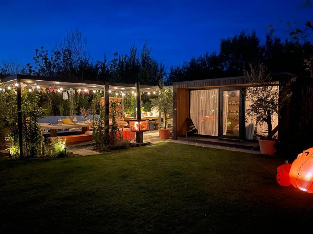 Dragonfly Glamping Spa Retreat Ashford  Exteriör bild