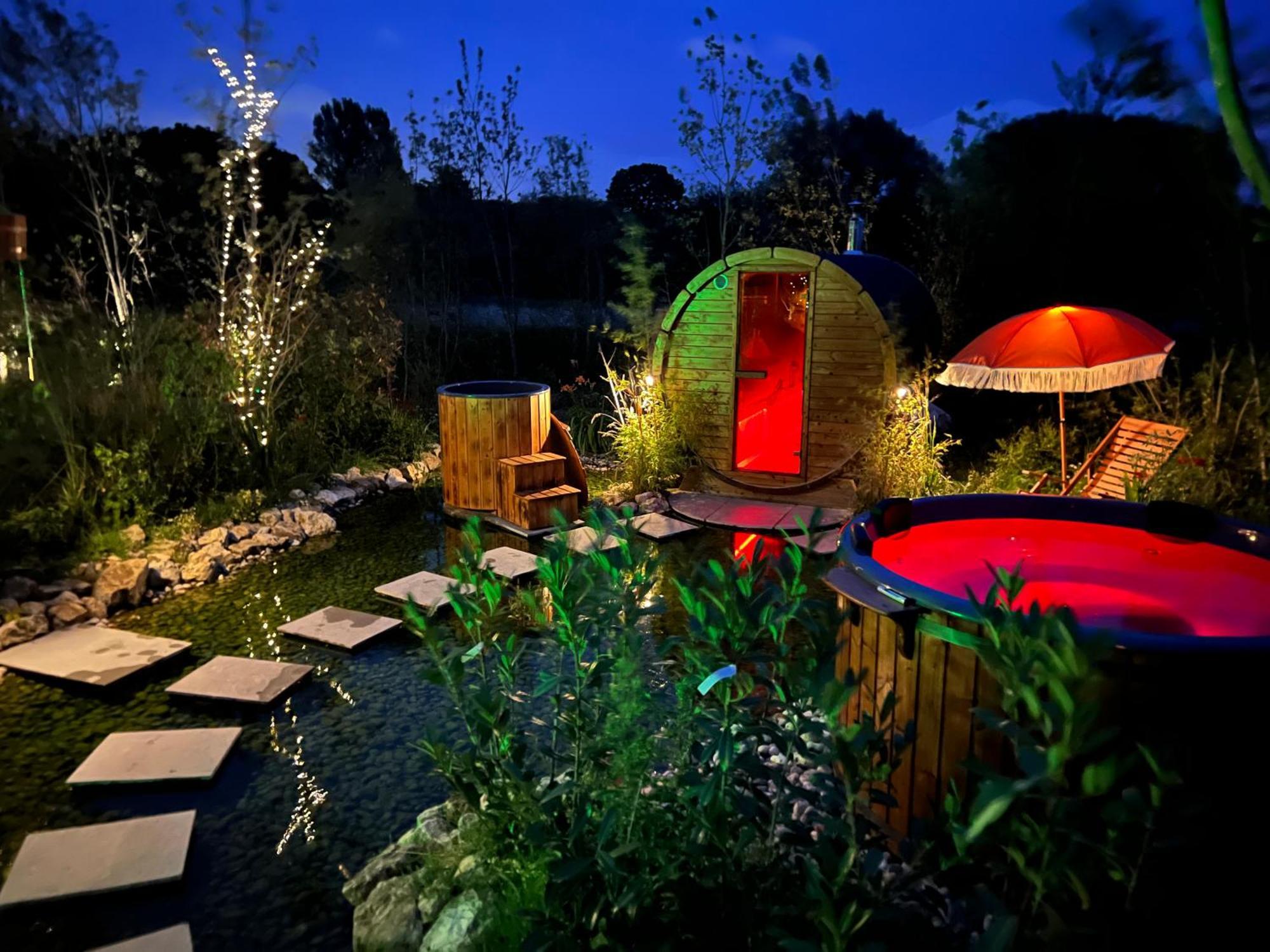 Dragonfly Glamping Spa Retreat Ashford  Exteriör bild