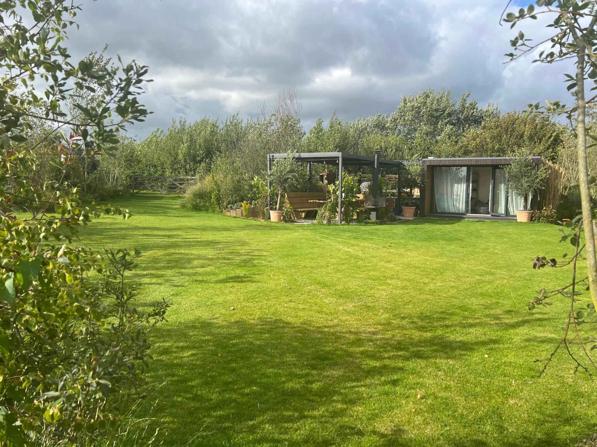 Dragonfly Glamping Spa Retreat Ashford  Exteriör bild