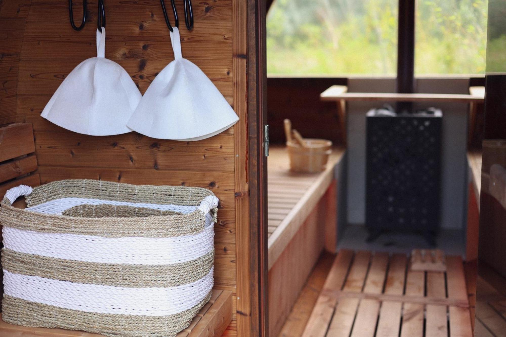Dragonfly Glamping Spa Retreat Ashford  Exteriör bild
